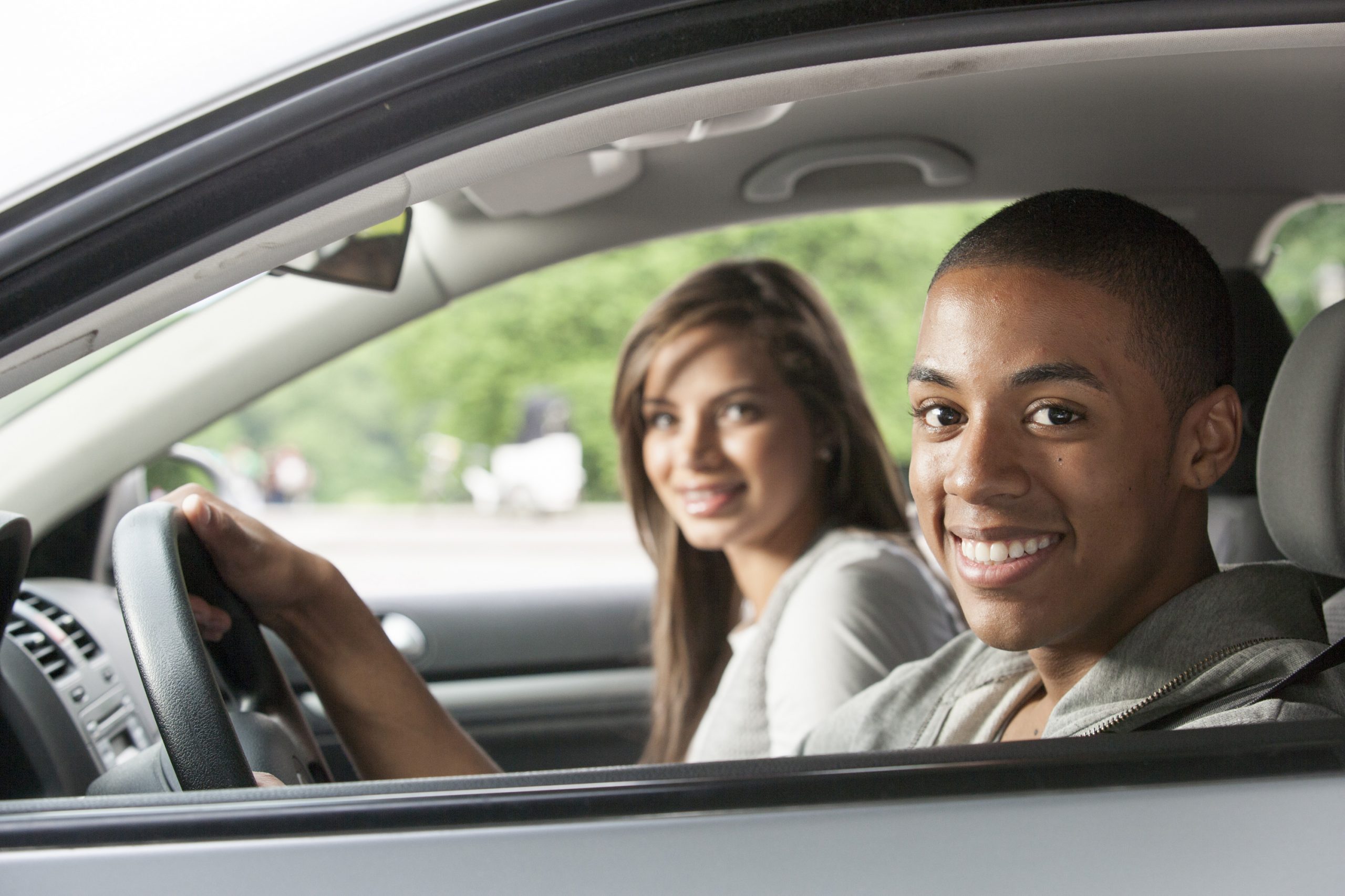 6 Reasons Why It’s So Important to Teach Your Kid Safe Driving